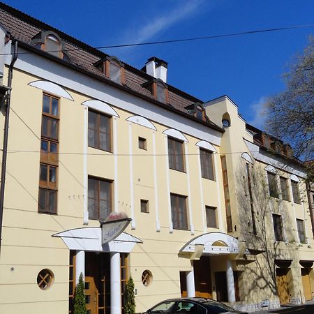 Hotel Matrix Сегед Экстерьер фото